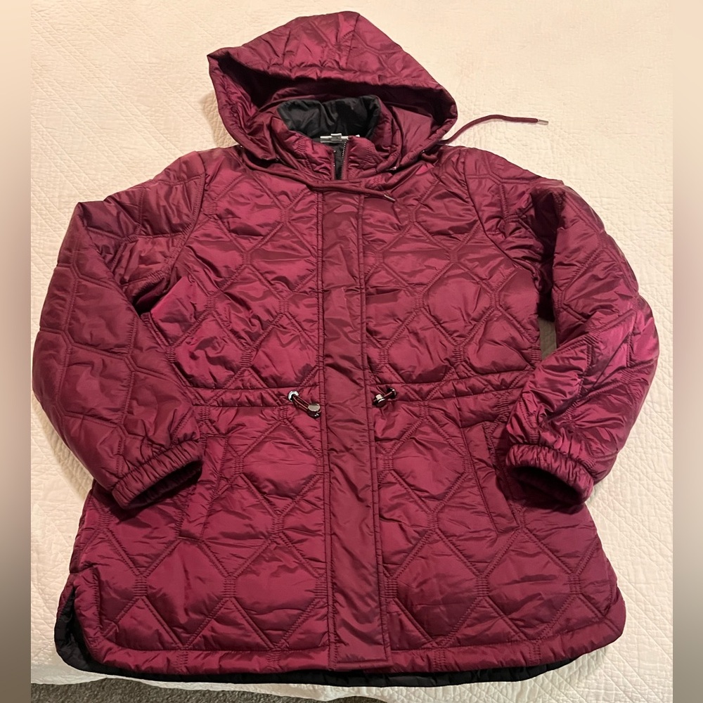 Chico’s Quilted Burgundy Hooded Jacket - Sz 1 Excellent condition